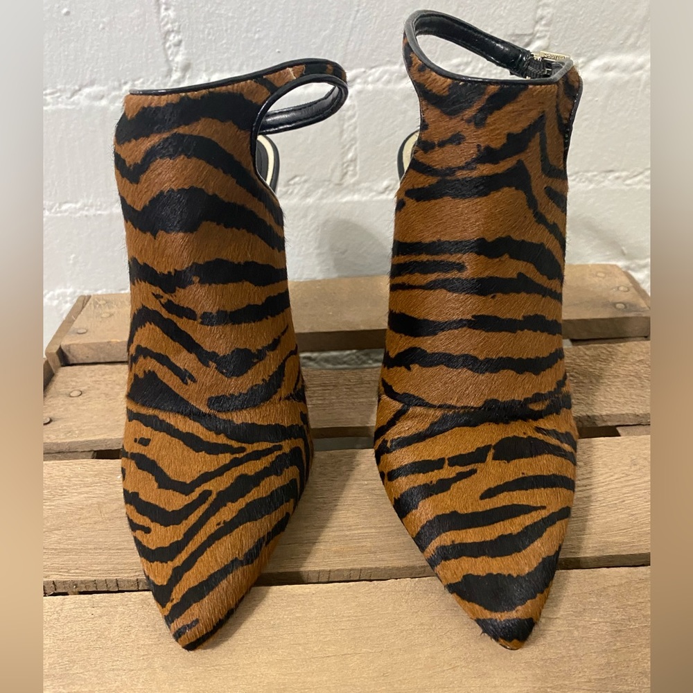 White House Black Market Women’s Heels